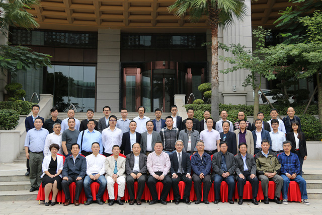 “中国石材协会机械与工具专业委员会2017年会”在晋江成功召开