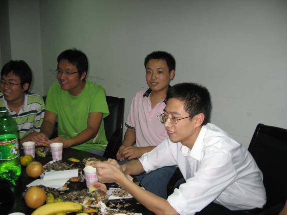 中心举行中秋茶话会暨2007届迎新会