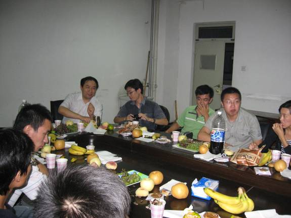 中心举行中秋茶话会暨2007届迎新会